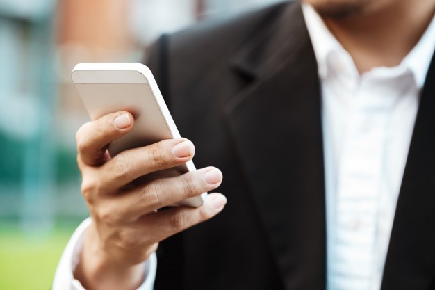 שליחת SMS